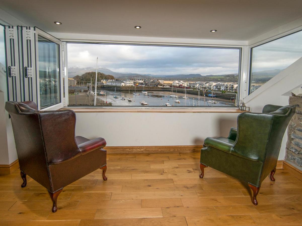 The Captain'S Penthouse Porthmadog Eksteriør bilde